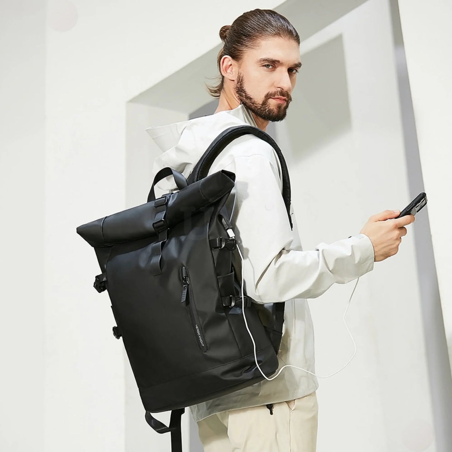 Mochila Executiva Feminina para Notebook 27L Impermeável com USB - Beckley™
