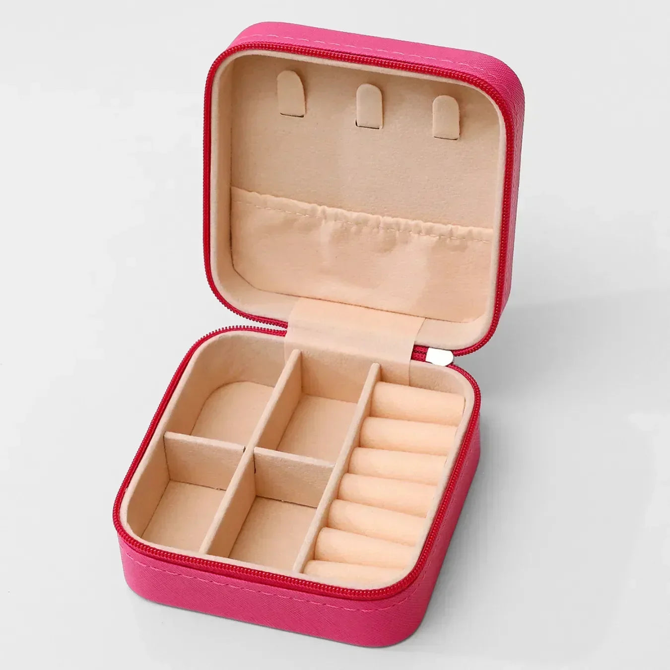 Porta-Joias de Viagem Portátil com Divisórias e Forro de Veludo - BellaBox®