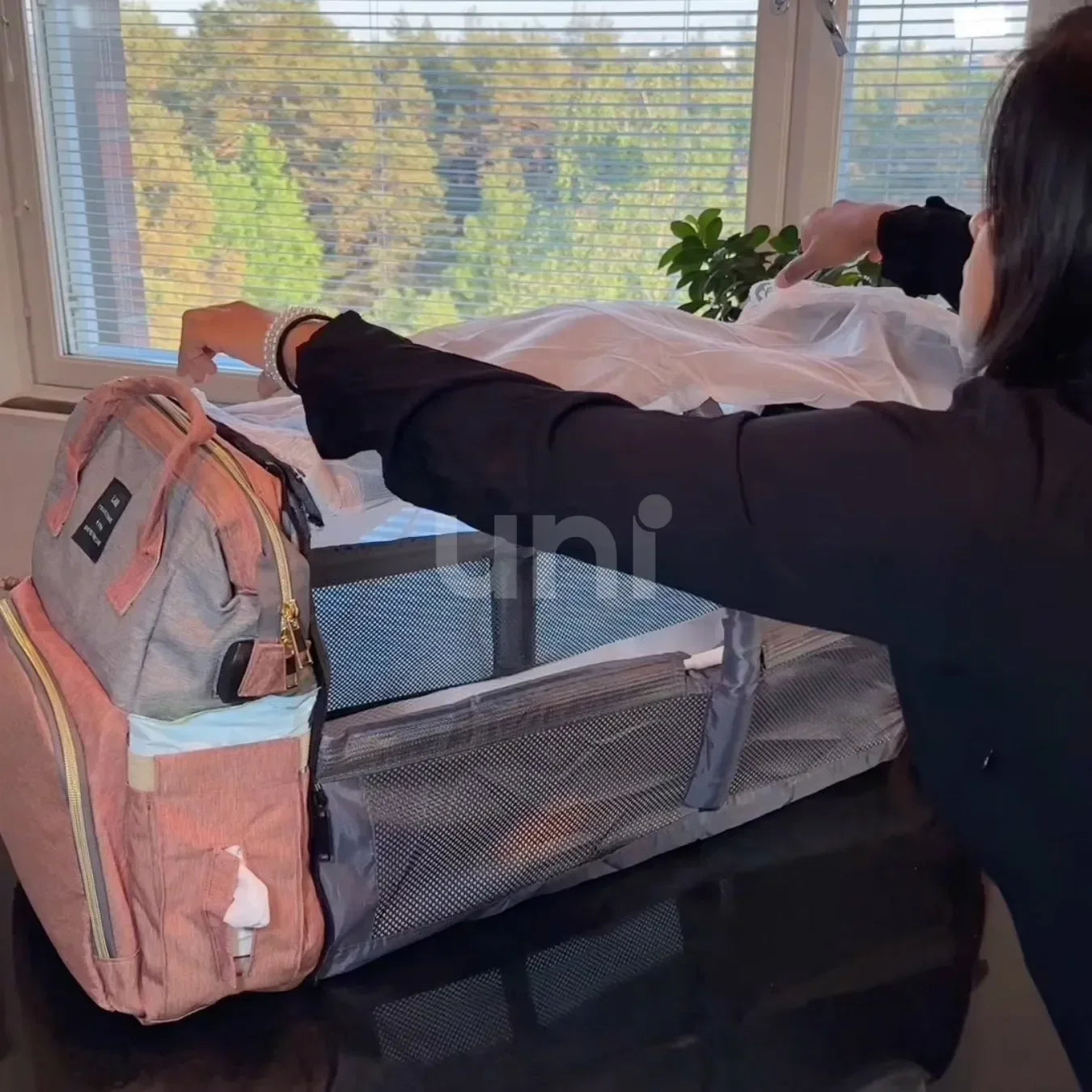 Mochila Maternidade Impermeável com Berço Portátil Térmica - BabyBoo™