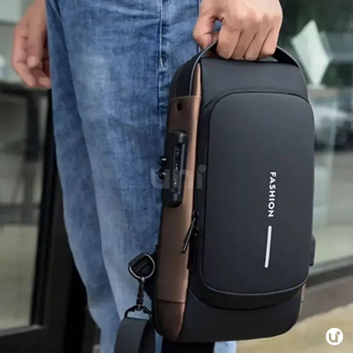 Bolsa Transversal Antifurto Impermeável com Cadeado e USB - SecureCarry™