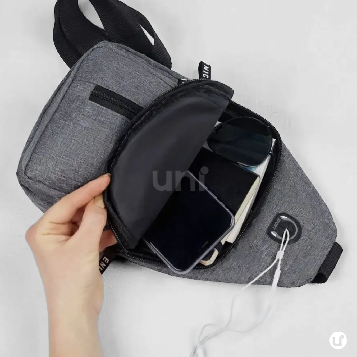 Mochila Transversal Impermeável e Antifurto para Viagem - CrossMove™