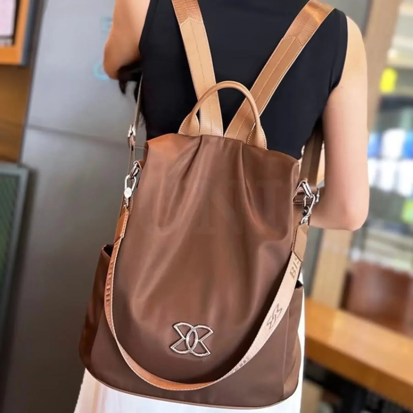Bolsa Mochila Feminina Antifurto Impermeável - ChicSafe™