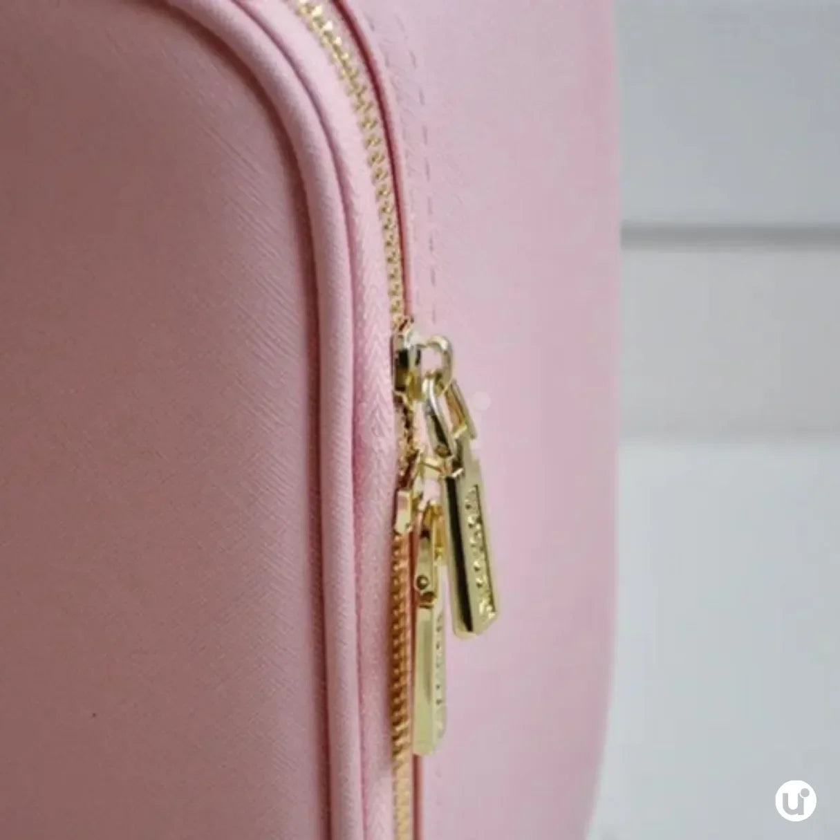 Necessaire Feminina Camarim Portátil com Espelho LED - LedBag™ 2.0