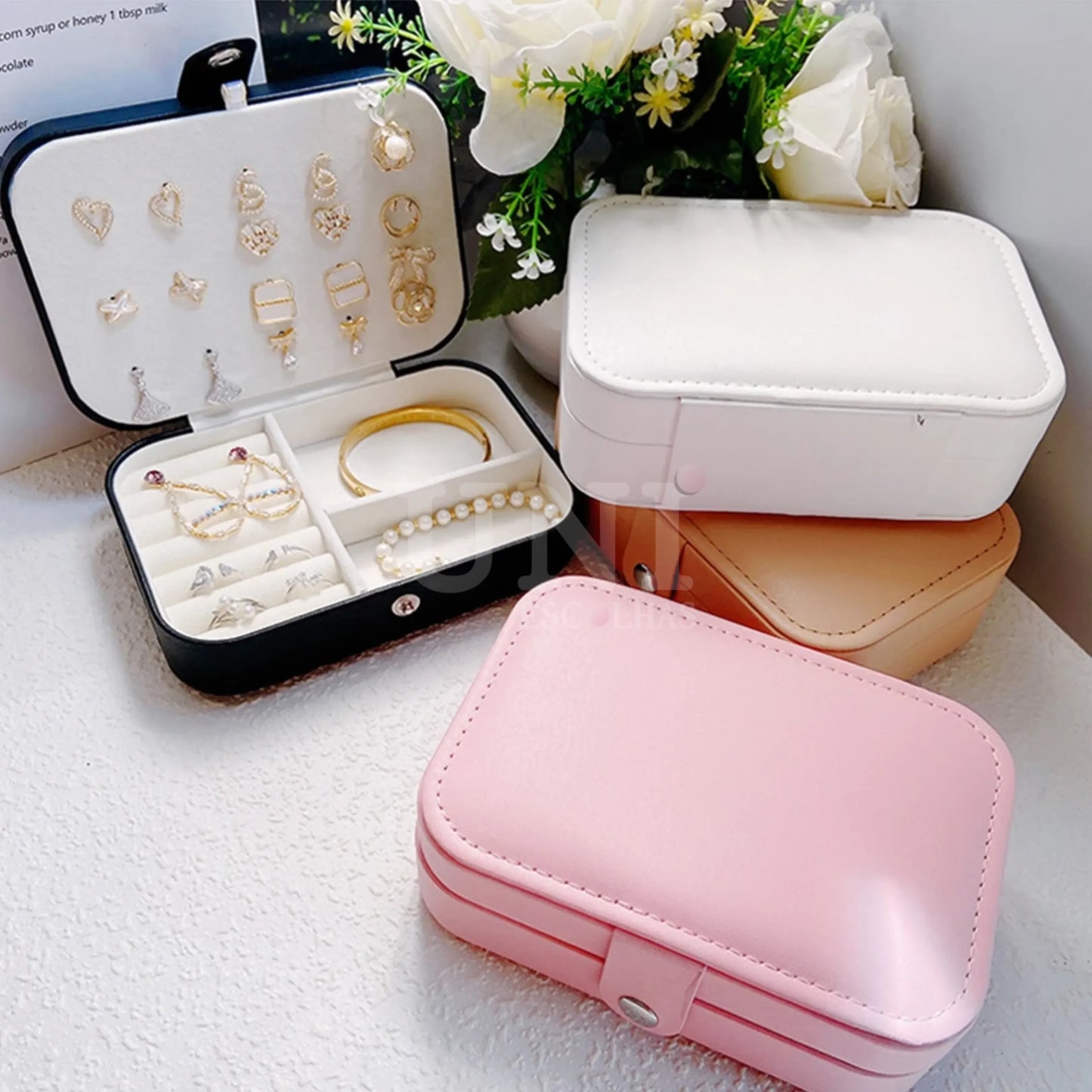 Porta-Joias de Viagem Portátil com Divisórias e Forro de Veludo - BellaBox®