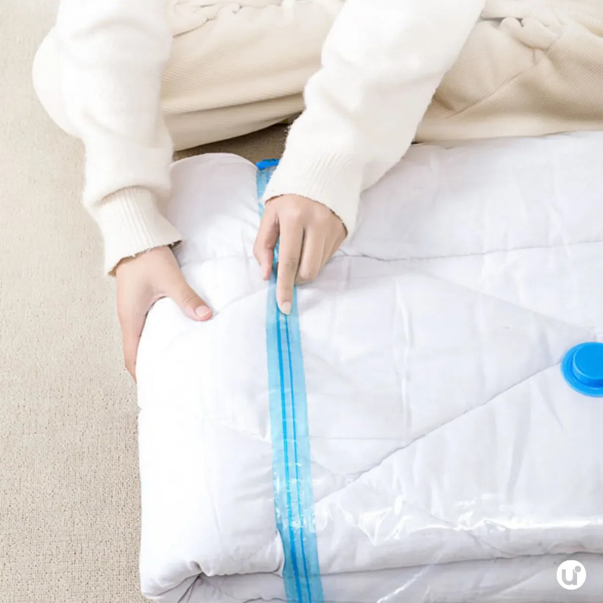 Kit Saco a Vácuo para Roupas com Bomba - Viagem e Armário